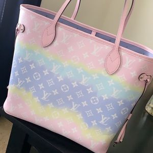 louis vuitton pastel escale